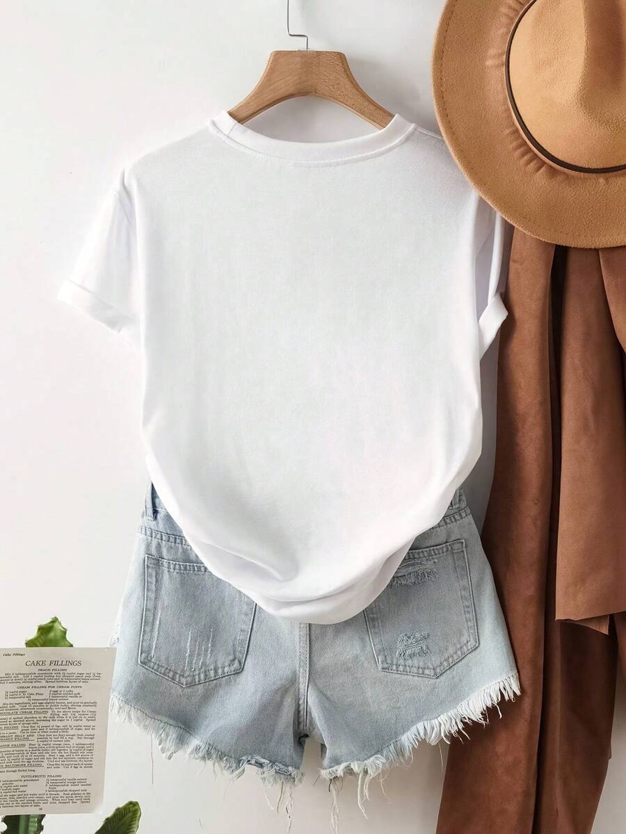 Plus Size - Plus Size - Plus-Size T-Shirt With Various Styles Of Heart Prints (Color-Blocking In Black, Gray, Brown, Etc.+ Vintage/Cartoon Textures).Sweet And Cool Style T-Shirt
